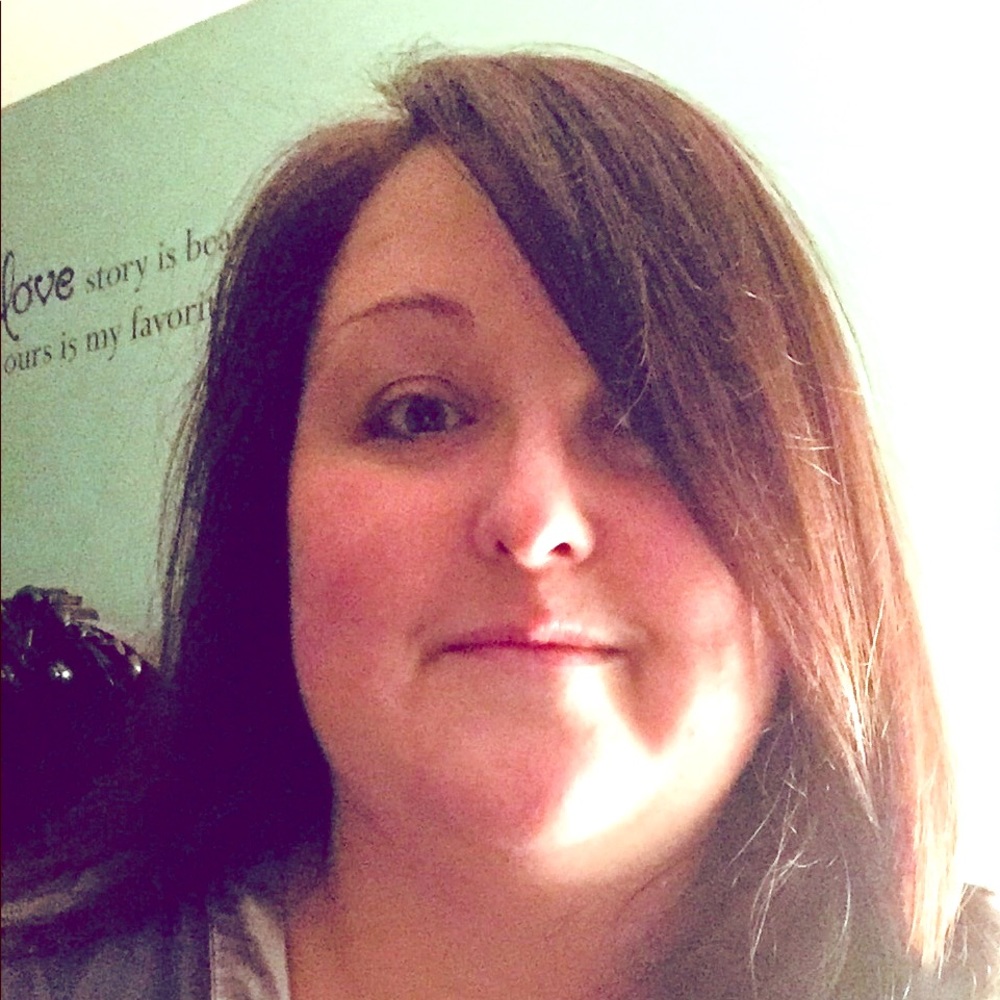 Meet your Posher, Nicole
